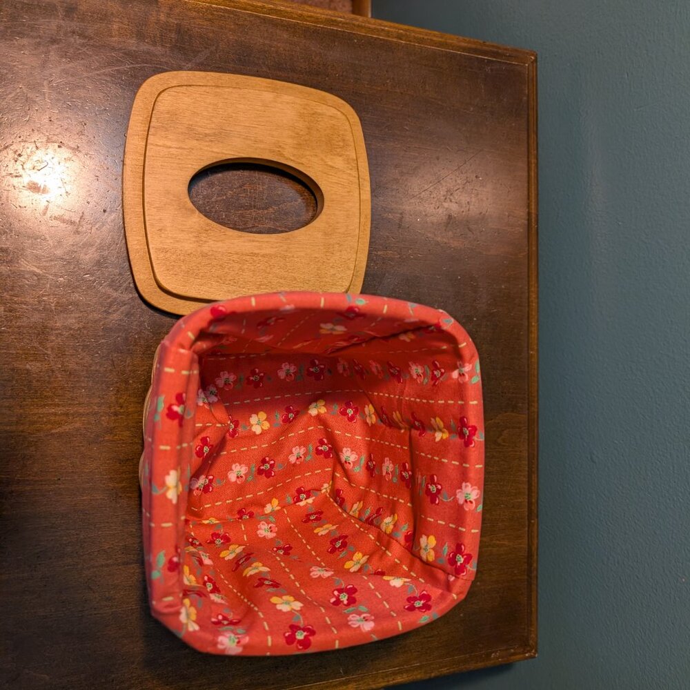 Longaberger Tissue box New, no tags - Picture 8 of 12